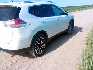 2014 Nissan X-Trail III, бежевый, 1480000 рублей, вид 3