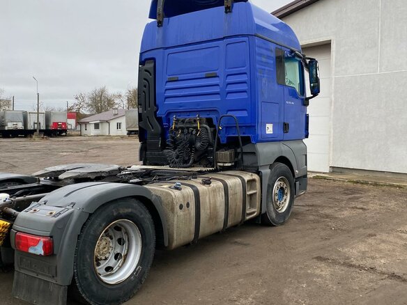 2014 MAN TGX, синий, 3200000 рублей - вид 3