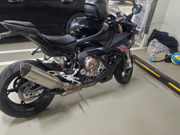 2022 BMW S 1000 RR, чёрный, 1900000 рублей - вид 1