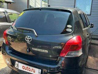 2010 Toyota Vitz II (XP90), чёрный, 750000 рублей, вид 2