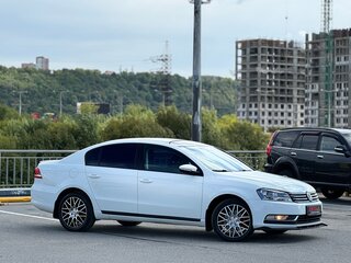 2011 Volkswagen Passat B7, белый, 849999 рублей, вид 5