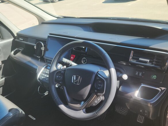 2018 Honda Stepwgn Spada V Рестайлинг, серый, 2900000 рублей - вид 8