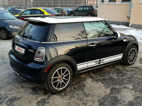 2007 Mini Hatch Cooper S II (R56), чёрный - вид 2