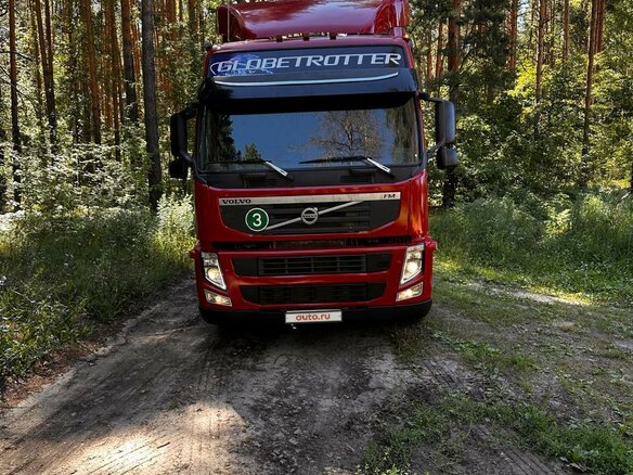 2011 Volvo FM, красный, 2150000 рублей - вид 2