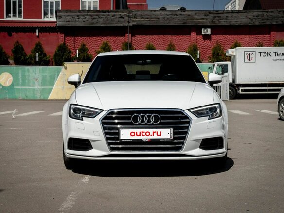 2017 Audi A3 III (8V) Рестайлинг, белый, 1750000 рублей - вид 1