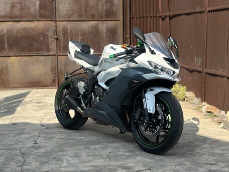 2021 Kawasaki ZX-6 Ninja, белый, 1200000 рублей, вид 1