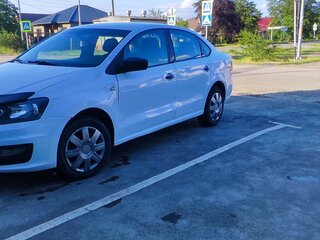 2017 Volkswagen Polo V Рестайлинг, белый, 747000 рублей, вид 1
