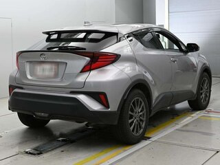 2023 Toyota C-HR I Рестайлинг, серебристый, 1770000 рублей, вид 2
