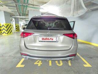 2021 Mercedes-Benz GLE 300 d II (V167), серый, 8400000 рублей, вид 3