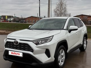 2019 Toyota RAV4 V (XA50), белый, 3550000 рублей, вид 1