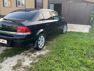2008 Opel Astra H Рестайлинг, чёрный, 510000 рублей, вид 3