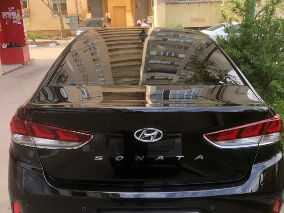 2019 Hyundai Sonata VII (LF) Рестайлинг, чёрный, 2100000 рублей - вид 2