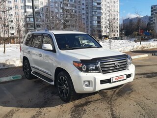 2015 Toyota Land Cruiser 200 Series Рестайлинг 1, белый, 3750000 рублей, вид 1