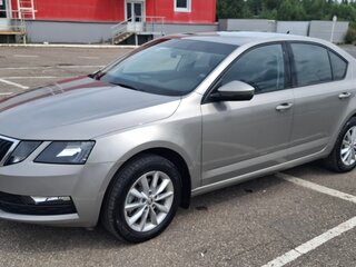 2020 Skoda Octavia III (A7) Рестайлинг, бежевый, 1850000 рублей, вид 3
