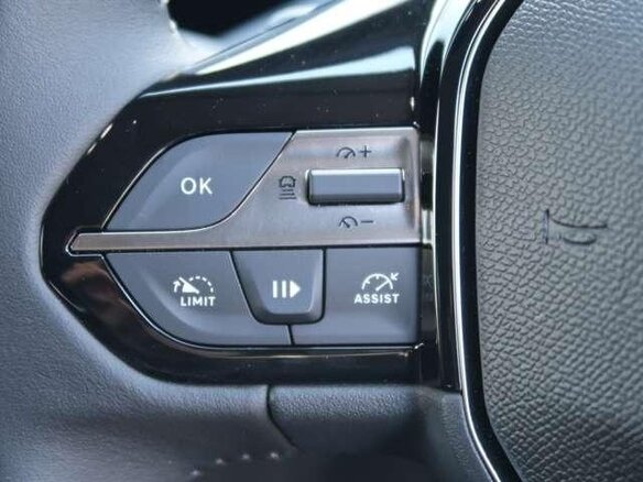 2021 Peugeot 308 III, белый, 1770000 рублей - вид 21