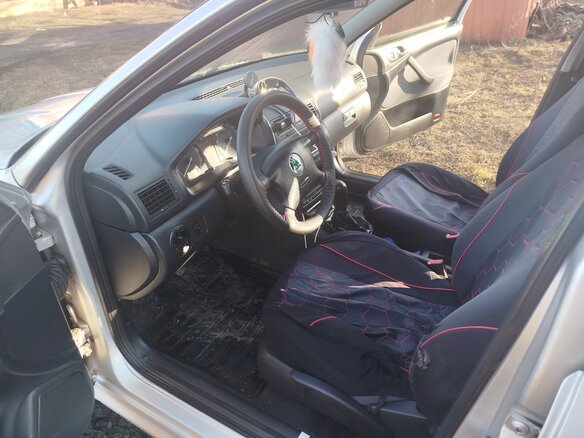 2006 Skoda Octavia I (A4) Рестайлинг, серебристый, 500000 рублей - вид 12
