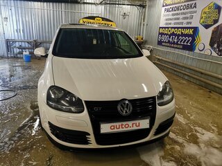 2008 Volkswagen Golf V, белый, 620000 рублей, вид 3