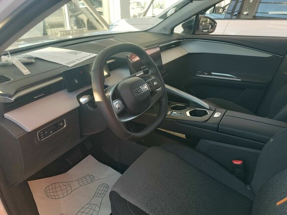 2026 Omoda C5 II, белый, 2250000 рублей - вид 7
