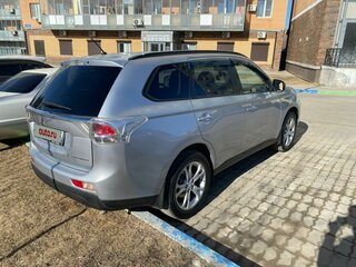 2012 Mitsubishi Outlander III, серебристый, 1350000 рублей, вид 4