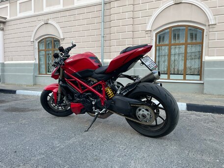 2014 Ducati Streetfighter, красный, 550000 рублей, вид 2
