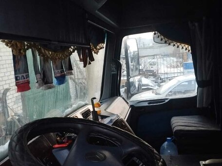 2001 Mercedes-Benz Actros, синий, 1500000 рублей, вид 5