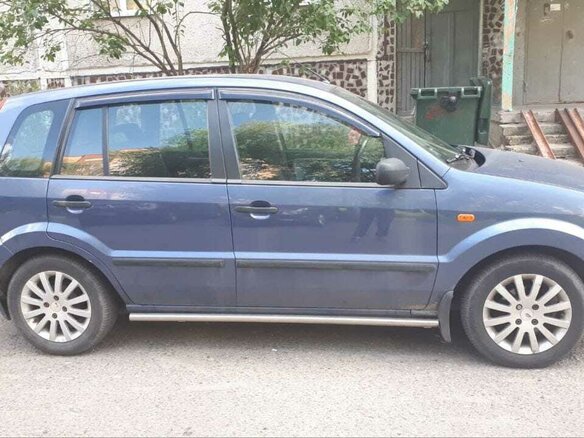 2005 Ford Fusion I, синий, 350000 рублей - вид 1