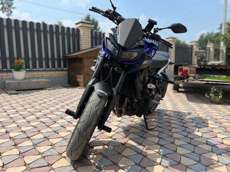 2017 Yamaha MT-09 (FZ-09), синий, 900000 рублей, вид 2