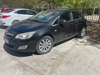 2010 Opel Astra J, чёрный, 800000 рублей, вид 1