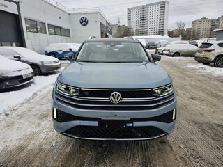 2023 Volkswagen Tavendor I, серый, 4700000 рублей, вид 2