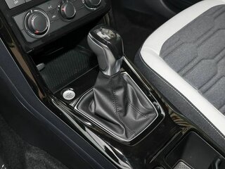 2026 Volkswagen Tharu XR, серый, 2200000 рублей, вид 4
