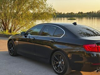 2012 BMW 5 серии 520i VI (F10/F11/F07), чёрный, 2200000 рублей, вид 3