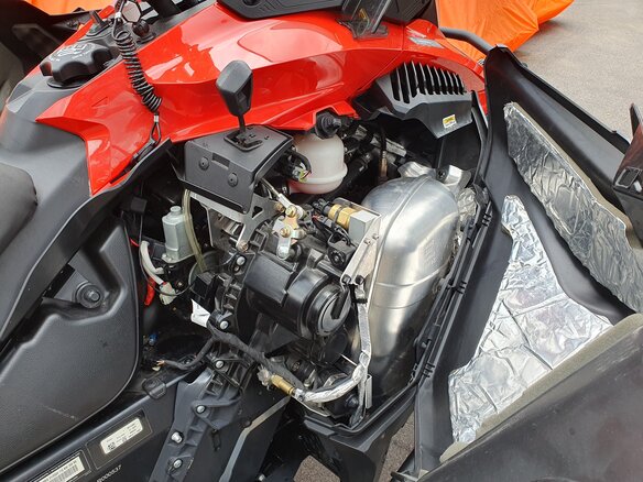 2020 BRP Ski-Doo Expedition 900, красный, 2910000 рублей - вид 12
