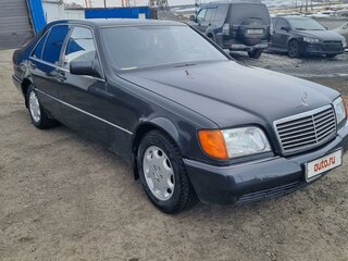 1993 Mercedes-Benz S-Класс 350 III (W140), чёрный, 1550000 рублей, вид 3