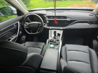 2023 Geely Atlas Pro, серебристый, 2320000 рублей, вид 5