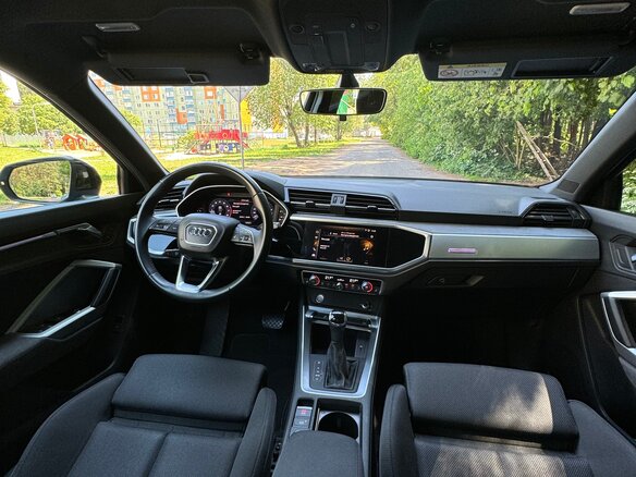 2019 Audi Q3 35 TFSI II (F3), голубой, 3150000 рублей - вид 3