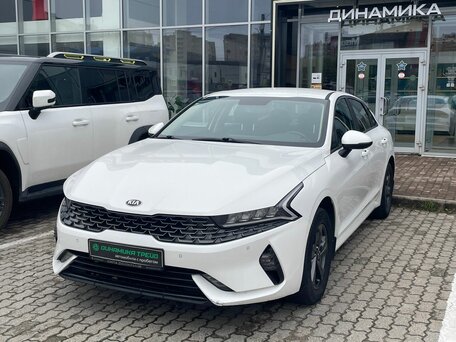 Kia K5 III