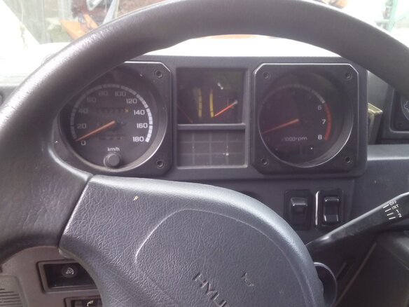 1994 Hyundai Galloper Sport II, серебристый - вид 3
