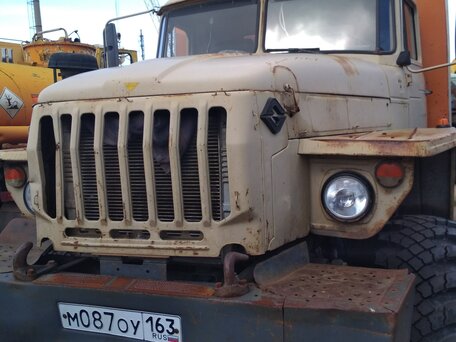 2006 Урал 3255, бежевый, 1100000 рублей, вид 2