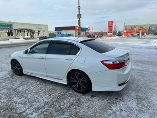 2014 Honda Accord IX, белый, 1900000 рублей, вид 4