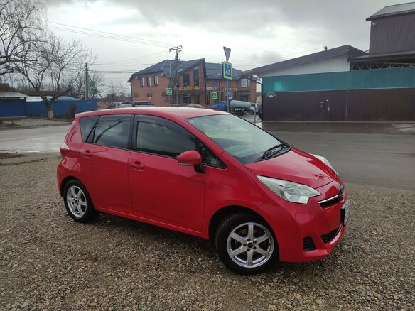 2012 Toyota Ractis II, красный, 999999 рублей - вид 8