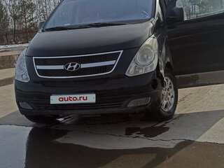 2011 Hyundai H-1 II, чёрный, 1100000 рублей, вид 4