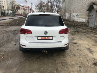 2013 Volkswagen Touareg II, белый, 3000000 рублей, вид 3