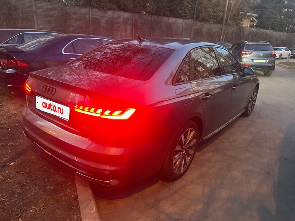 2021 Audi A4 40 TFSI V (B9) Рестайлинг, серый, 3500000 рублей - вид 12
