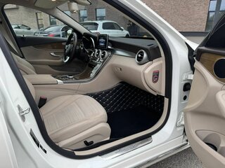 2016 Mercedes-Benz C-Класс 250 IV (W205), белый, 2290000 рублей, вид 2