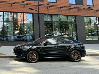 2021 Porsche Cayenne Turbo Coupé III, чёрный, 15888000 рублей, вид 1