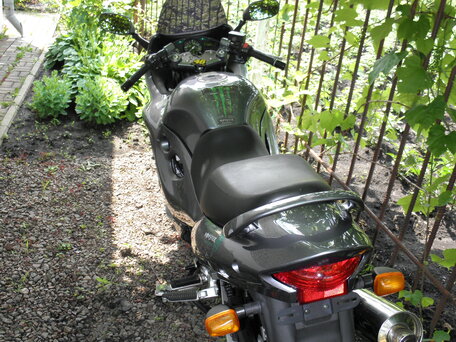 2004 Suzuki GSX 750F Katana, серый, 379000 рублей, вид 4