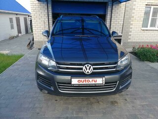 2013 Volkswagen Touareg II, серый, 3100000 рублей, вид 1