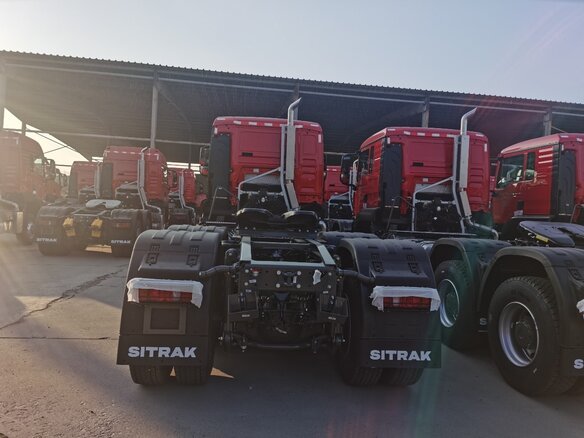 2024 Sinotruk Sitrak C7H, красный, 14600000 рублей - вид 11