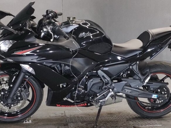 2017 Kawasaki Ninja 650, чёрный - вид 16