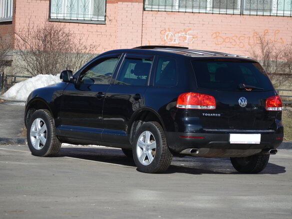 2004 Volkswagen Touareg I, чёрный - вид 3